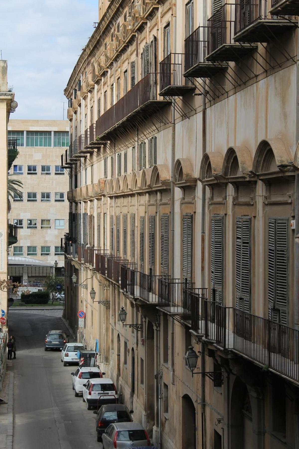 3Sisters Apartments Palermo Exterior photo