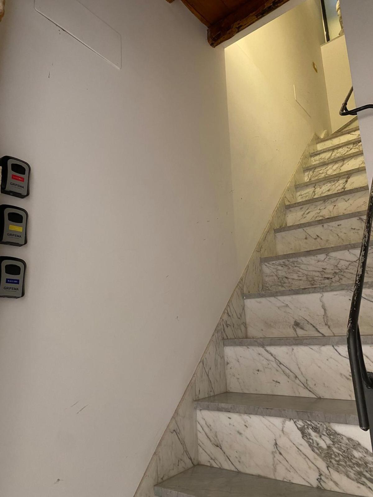 3Sisters Apartments Palermo Exterior photo