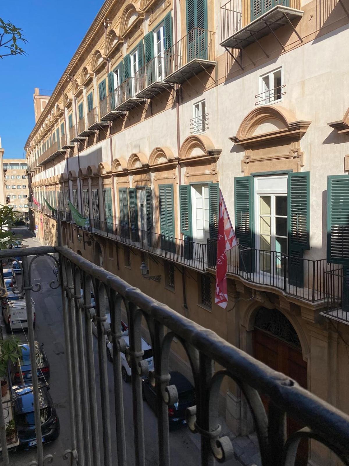 3Sisters Apartments Palermo Exterior photo